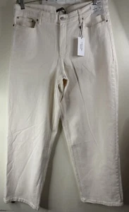 Calvin Klein CK Women's High Rise 90s Loose Fit White Denim Jeans Size 16/33 New - Picture 1 of 15