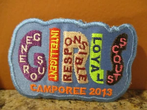 Girl Scout Camporee 2013 Nuevos Parches Crestas Insignia Generoso Inteligente Leal - Imagen 1 de 1