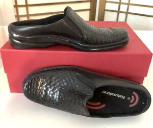 NATURALIZER Woven Leather Mules 6.5N Slip On Shoes Black Comfortable Euc.