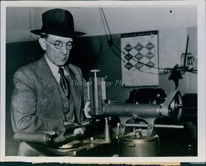 1941 Clyde Walling Cleveland Tool Company President Working As The Na Photo 7X9 - Zdjęcie 1 z 2