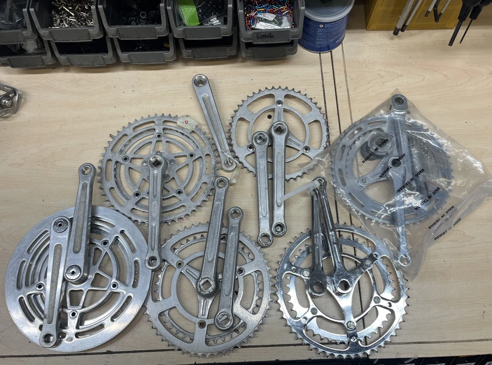 Varios. Bielas francesas TA, Stronglight, piezas y juegos sin marca Foto 1 de 1