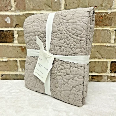 2 Pottery Barn бельгийский лен цветочный стежок стеганая King Shams теплый серый новый с Ярлыками - Изображение 1 из 4