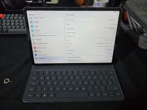 GRADE B | HONOR Pad 9 12.1 5G & EXPANDABLE STORAGE w/OFFICIAL Keyboard RARE - Picture 1 of 7