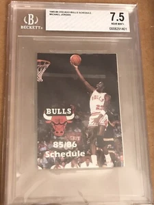 1985-86 Chicago Bulls Pocket Schedule Michael Jordan Rookie Cover Photo BGS 7.5 - Picture 1 of 3