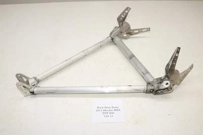 Cuadro Ski-doo Mxz Tnt 600 Carb Xp 2011 miembro de soporte piramidal delantero Foto 1 de 4