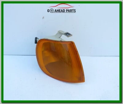 MONTAJE LUZ INDICADORA DELANTERA DERECHA VOLKSWAGEN POLO 6N1 ORIGINAL VW 95 - 00 Foto 1 de 4