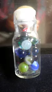 MARBLES 19 IN A VINTAGE SPICE JAR - Picture 1 of 10