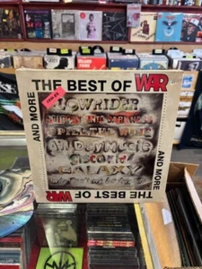 WAR The Best of War... and More vinyl LP 1987 Priority SEALED Eric Burdon - Foto 1 di 2