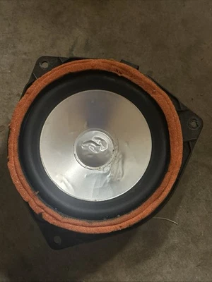 Toyota Prius, JBL Door Speaker, 2005-2022, RH, LH Front Door 86160-AC280 - Image 1 of 4