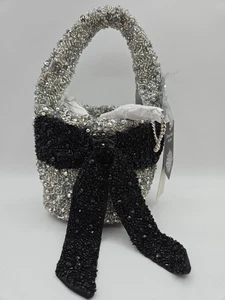 Bolso de hombro con cuentas INDIA SIN MARCA NUEVO CON ETIQUETAS asa superior/vacaciones/plateado con lazo - Imagen 1 de 7