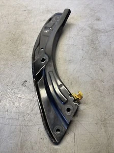 SOPORTE FARO LATERAL CONDUCTOR SEAT TOLEDO/SKODA RAPID 2012-2017 5JA805932A - Imagen 1 de 1