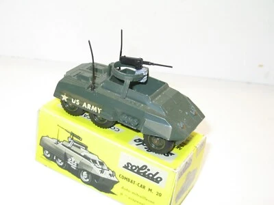 SOLIDO Hyper Rare Combat Car With Suspension From 1965 Light Green Satin Color - Image 1 of 3