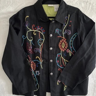 Chaqueta vaquera blanca ciervo de mezclilla bordada flores negra floral para mujer talla grande Foto 1 de 4