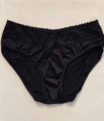 WARNER'S Black High Waisted Nylon Shiny Lace Trim Panties Womens Medium NWOT - Image 1 of 4