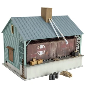 Micro-Trains HO 90056010 Grain Storage Building Kit Farm Grit N Grime Series - Picture 1 of 3