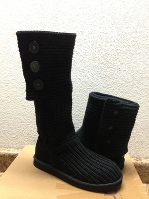BOTA UGG CLASSIC CARDY TRIPLETE PUNTO LANA NEGRA talla US 8 / EU 39 / UK 6 Foto 1 de 4