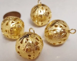 6 VINTAGE GOLD PLATED BRASS FILIGREE 19mm. ROUND CHARM BEAD PENDANT N404 - Picture 1 of 2