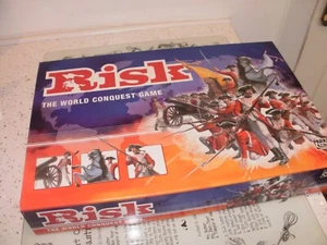 Risk The World Conquest Board Game Parker 2004 Sealed cards and playing pieces - Picture 1 of 7