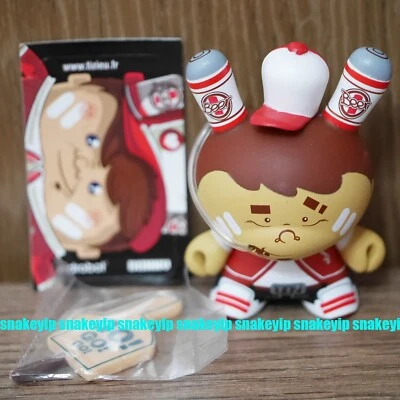 Kidrobot 3"Dunny 2010 series Sean (Sports Fan) by Tizieu Vinyl figure - Image 1 of 3