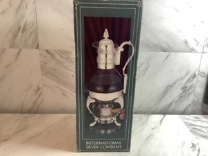 Jarra de café chapada en plata International Silver Co. de 8 tazas con vela de calentamiento 36 oz - Imagen 1 de 6