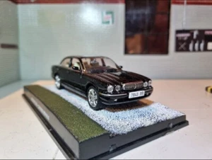 1:43 Jaguar XJ8 Casino Royale Black James Bond O Scale Diecast scale Model Car - Picture 1 of 9