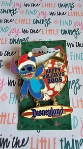 DL Disney Stitch Tabla de Surf Adorno de Navidad - Felices Fiestas 2005 Pin # 43051 - Imagen 1 de 1