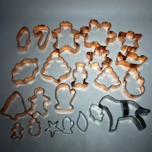 Lot of 22 Christmas Cookie Cutters 17 Copper 4 Mini + Bonus Large Dog - Picture 1 of 13