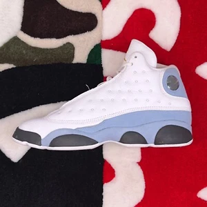 Size 7Y - Jordan 13 Retro Blue Grey (GS) *WORN/REPLACEMENT BOX* - Picture 1 of 12