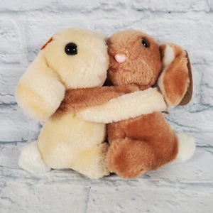 Peluche de colección R. Dakin & Company Honeybuns abrazando conejito de Pascua conejos con etiqueta - Imagen 1 de 7