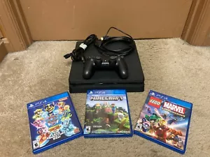 Sony PlayStation 4 PS4 1TB Slim Bundle w/ Controller Games Minecraft Lego MINT! - Picture 1 of 6