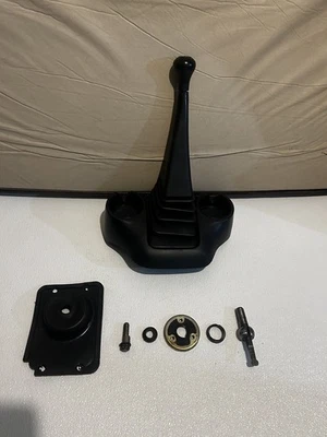 1989-1997 FORD RANGER MAZDA B SERIES MANUAL SHIFTER ASSEMBLY WITH CUPHOLDERS - Image 1 of 4
