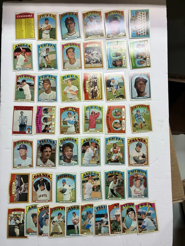 Lote de 46 cartões de beisebol 1972 Topps. HOF, estrelas, números altos, controle remoto, mais. - Imagem 1 de 4