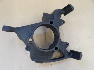 DRIVERS Side Front Steering Spindle 4x4 Jeep Cherokee 1990-2006 Wrangler w/oABS - Picture 1 of 4