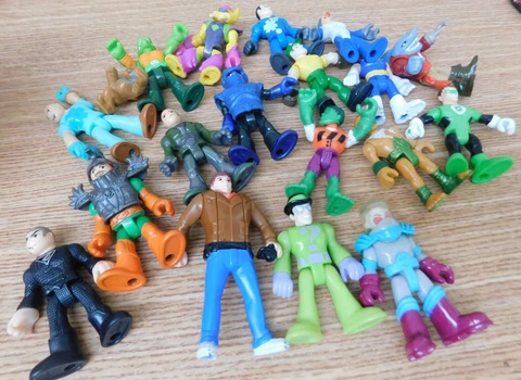 19 Piece Fisher Price Imaginext Small Action Figure Lot The Riddler Mr. Freeze Cover