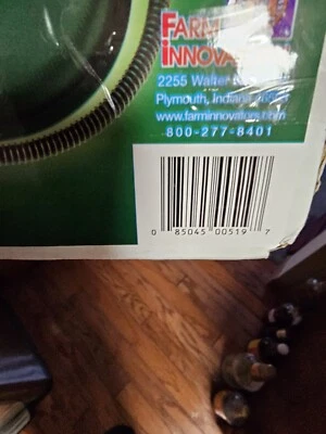 Farm Innovators Heated 1 Quart Bowl Waterer for Pets - Green ,QT-1 - Image 1 of 3