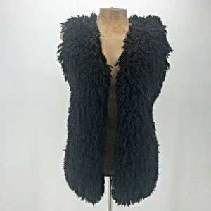 Max Studio Specialty Products Vest Womens XS Black Woolie Faux Fur Textured NEW  - Picture 1 of 12