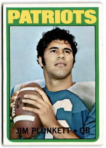 1972 Topps #65 JIM PLUNKETT RC Rookie EX/MT New England Patriots Football Card