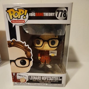 Funko Pop! Big Bang Theory - Leonard Hofstadter In Robe #778  - Picture 1 of 5