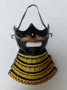 Toller alter japanischer Samurai Menpo hergestellt von Marutake, einer renommierten Kabuto Werkstatt - Bild 1 von 14