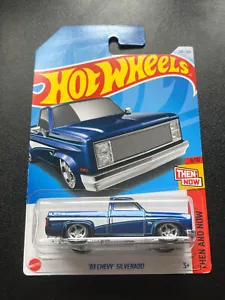 (CRACKED BLISTER) Hot Wheels 2024 Super Treasure Hunt - '83 Chevy Silverado - Picture 1 of 3