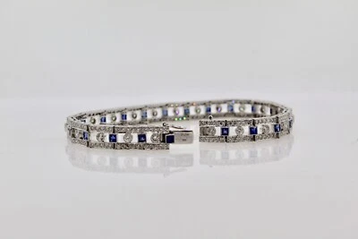 Brazalete de zafiro de diamantes de oro blanco de 18 quilates Foto 1 de 4