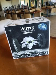 Parrot Mini Drone Saltando Sumo con Control de Smartphone... Color Blanco. Nunca Usado - Imagen 1 de 7
