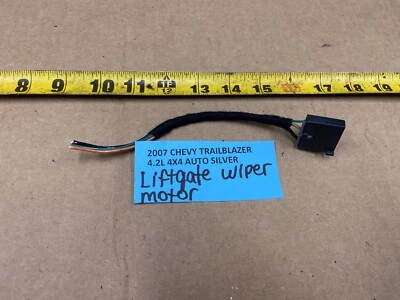 02-09 Trailblazer Lift gate Wiper Motor Wiring Connector - Изображение 1 из 4