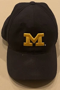 Top Of The World Michigan Wolverines Fitted Sz 7 Black Hat Vtg NCAA Wool Cap - Picture 1 of 8