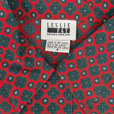 Блузка на пуговицах женская Leslie Fay красная зеленая синяя с геометрическим принтом размер 8 - Изображение 1 из 4