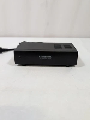 Radio Shack RF Modulator Video Signal Converter AV to Coaxial 15-1214 - Image 1 of 4