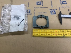 PEUGEOT 106 205 309 TU1M TU3MC TU3M bosch SINGLE POINT base GASKET SPACER 1920G4 - Picture 1 of 3