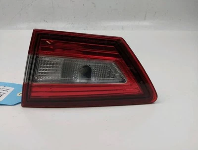Rücklicht Innenraum Recht Angebot RENAULT Clio IV Phase 2 - 1.5 DCI 90ch - Bild 1 von 2