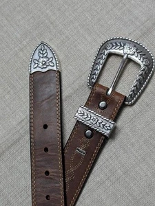 Cinturón hebilla vintage ARIAT TOOLED cuero cosido 28 marrón vaquero occidental Y2K - Imagen 1 de 11