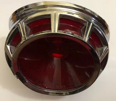 Chrysler Newport/New Yorker 1963/300 LH montaje de luz trasera Foto 1 de 4